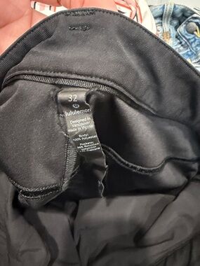 lulu 32 pants